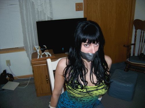 www.boundinthemidwest.com - Lexi Held Hostage thumbnail